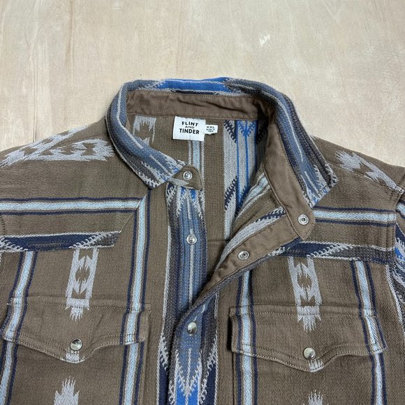Flint And Tinder Shirt Mens 2XL Pearl Snap Long Sleeve Brown Aztec Western - Picture 2 of 4
